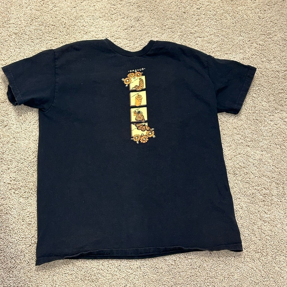 Medium dravus butterfly shirt